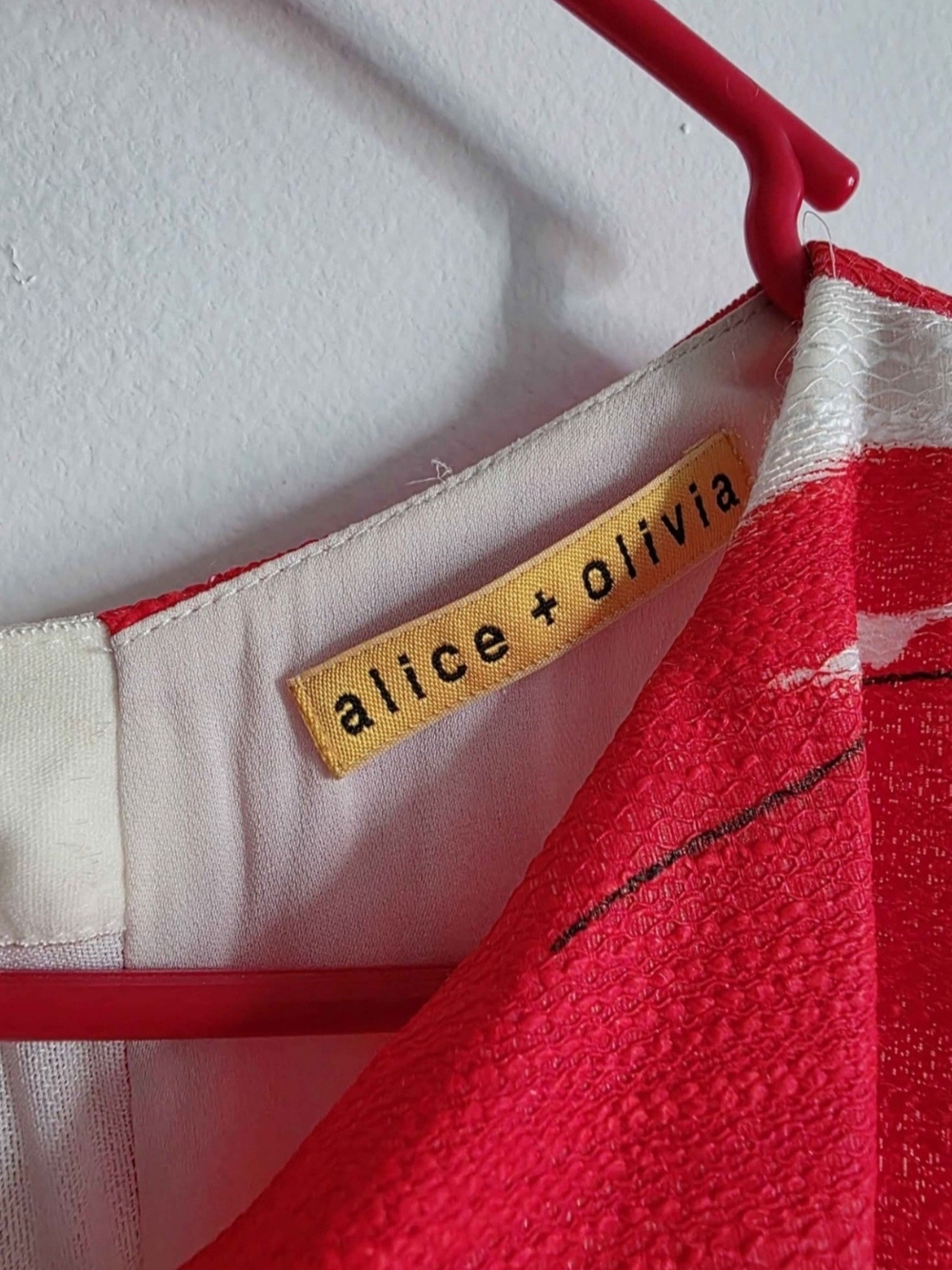 Alice + Olivia White Dress with Bold Red Floral Print - Picture 5 of 5